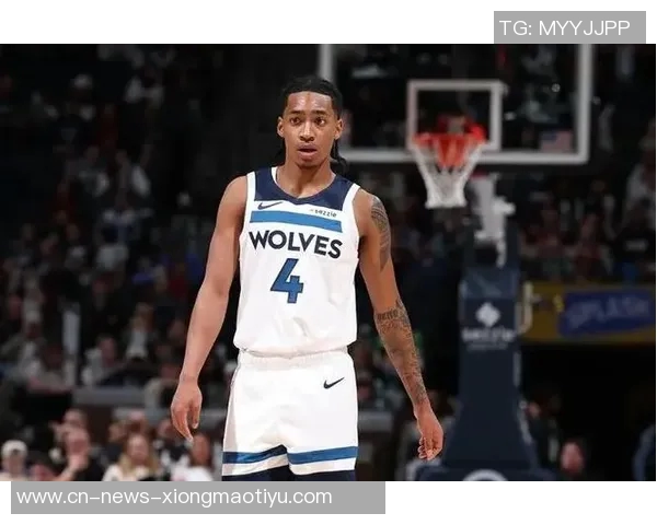 芬奇谈迪林厄姆缺席比赛原因强调战术灵活性与调整空间仍然充足