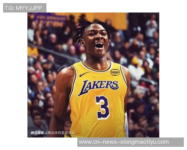 詹姆斯分享个人赛季首秀照片里夫斯和蒂耶罗热评表现精彩